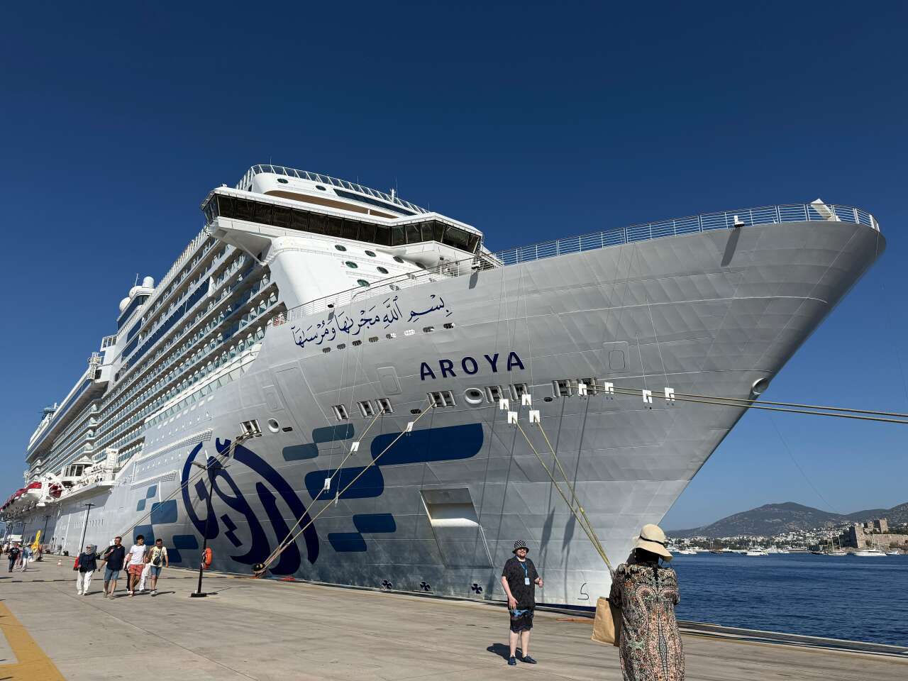 Aroya Kruvaziyeri Bodrum Limanı’na Demir Attı 1